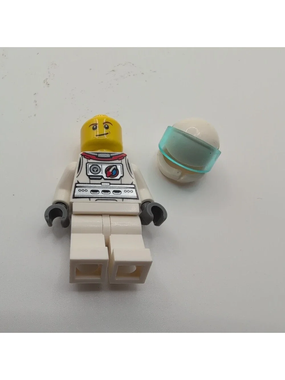 Lego Space Port Test Plane Pilot Astronaut Spacesuit Shuttle Mini Fig Minifigure